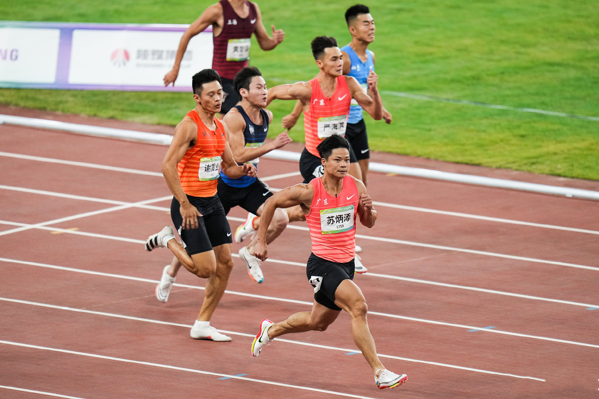 包含苏炳添揭幕战阿森纳将战赛后发声的词条|